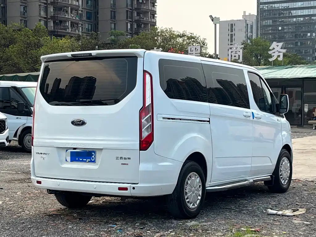 Ford Transit 2021 — фото 4