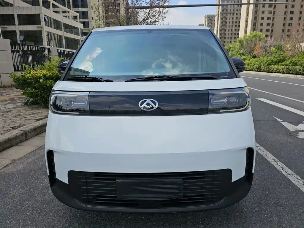 Maxus Dana V1L 2026
