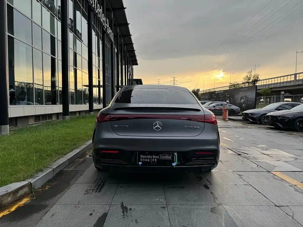 Mercedes-Benz EQS AMG 2025 — фото 14