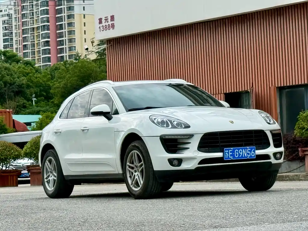Porsche Macan 2014