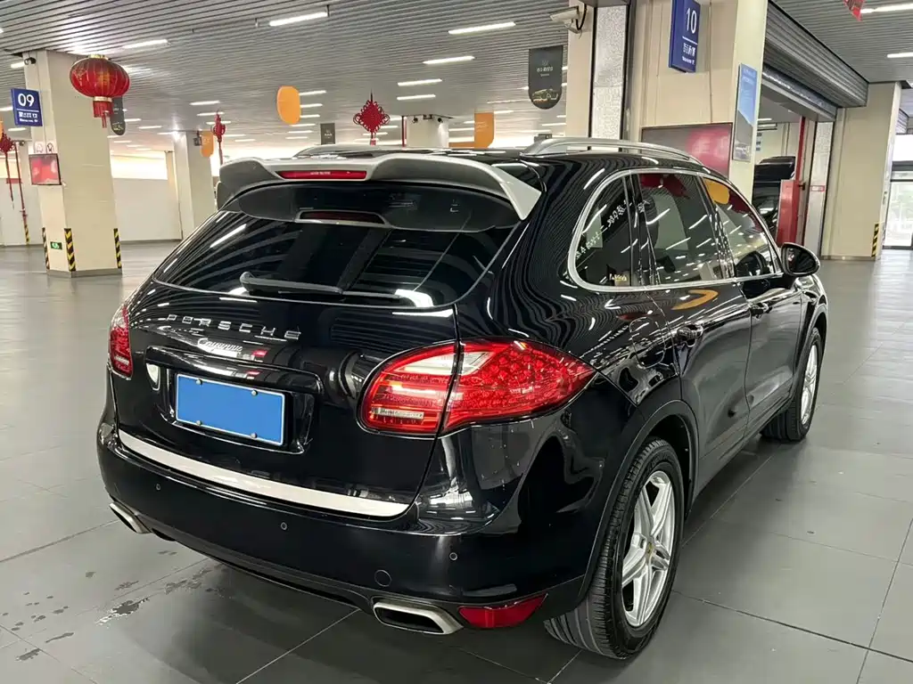 Porsche Cayenne 2014