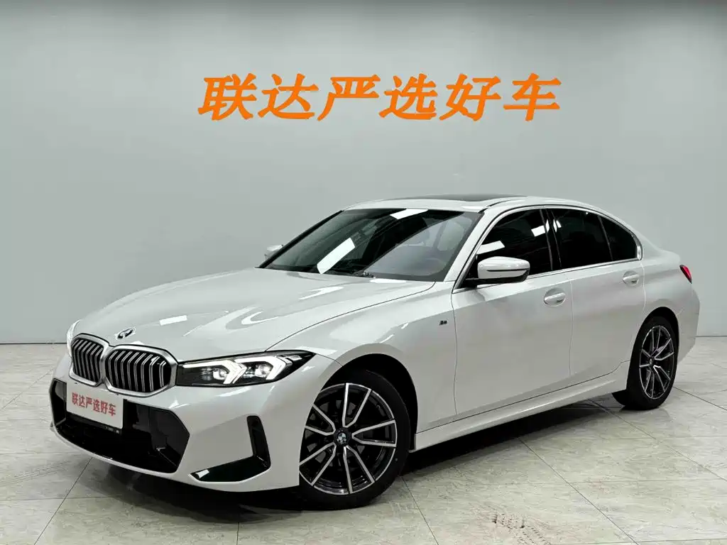 BMW 3 Series 2023 — фото 1
