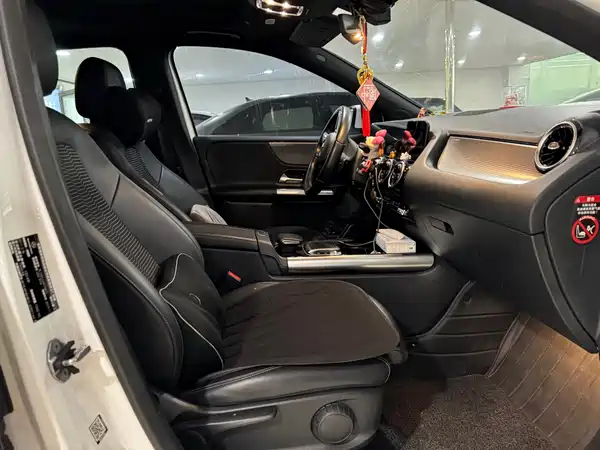 Mercedes-Benz B-Class 2020