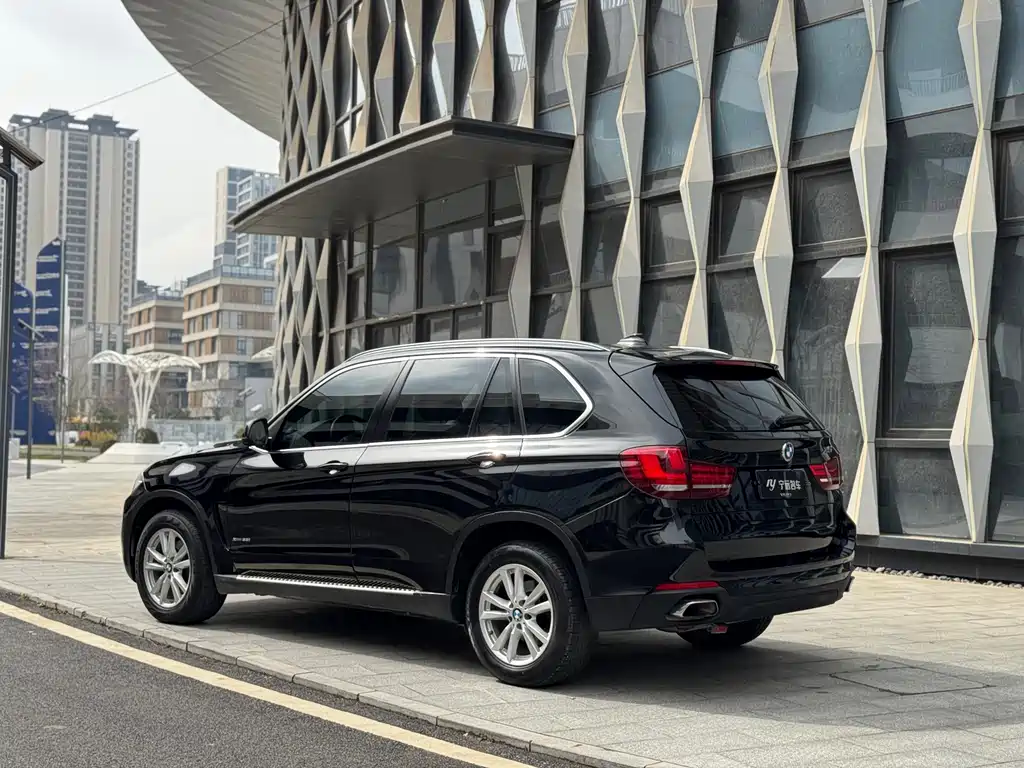 BMW X5 2018 — фото 20