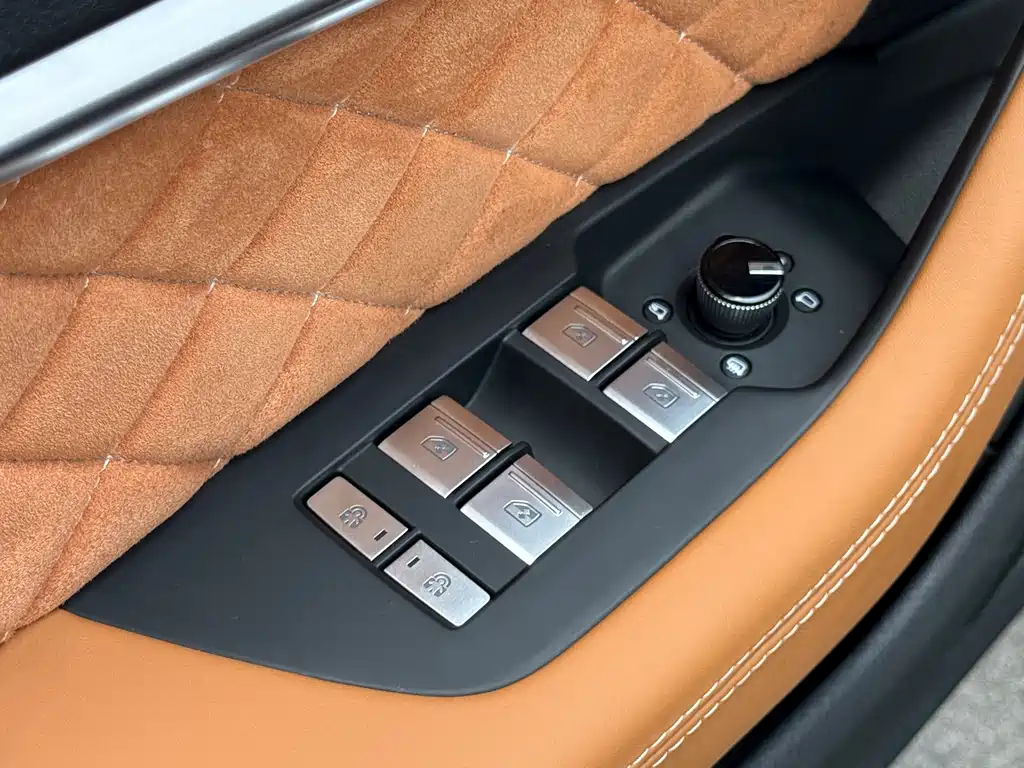 Audi A6L 2023 — фото 14