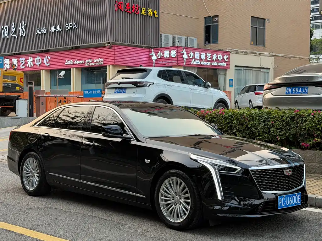Cadillac CT6 2023 — фото 3