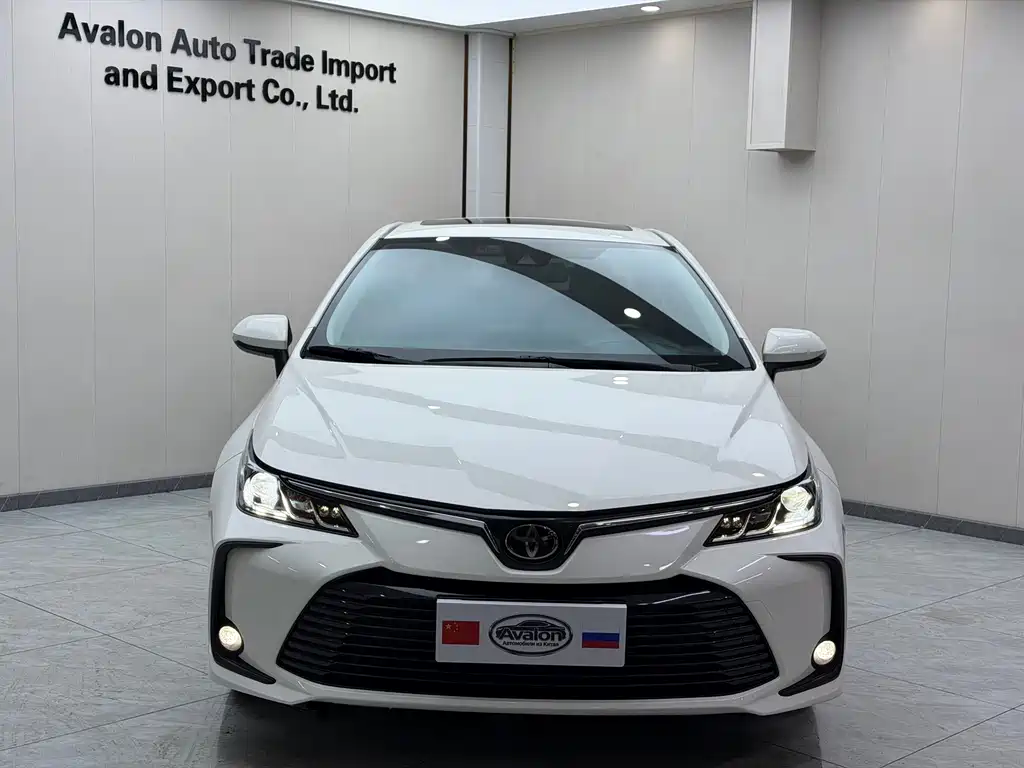Toyota Corolla 2022 — фото 2