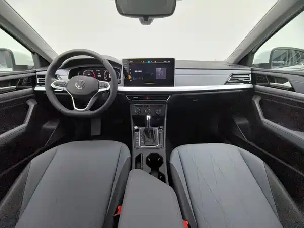 Volkswagen Lavida 2024