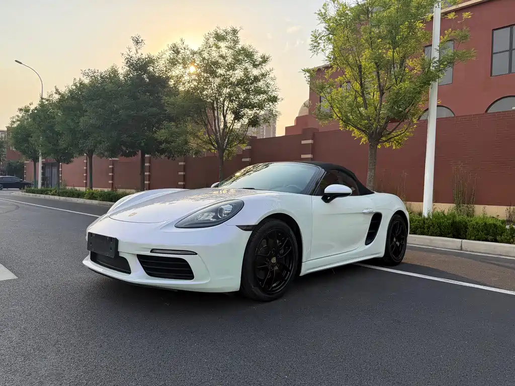 Porsche 718 2017