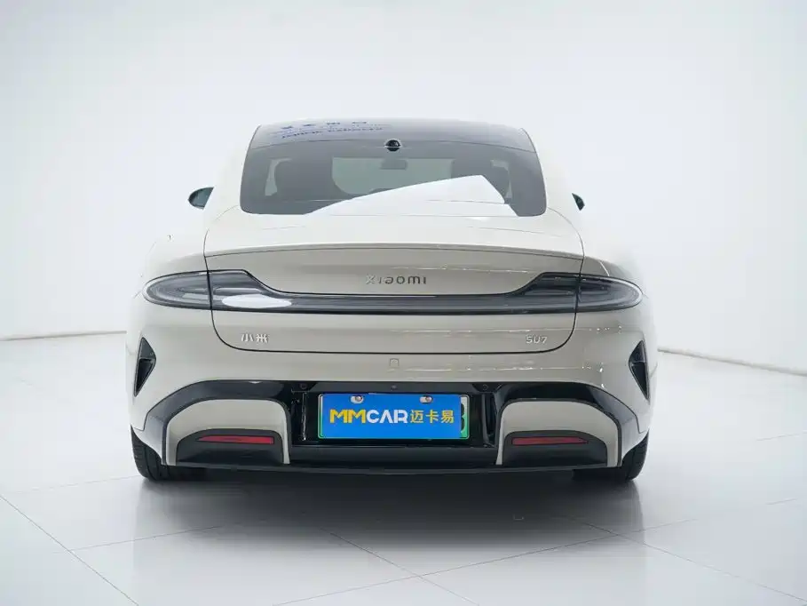 Xiaomi SU7 2025 — фото 10