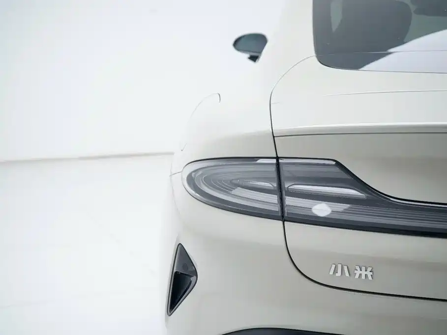 Xiaomi SU7 2025 — фото 13