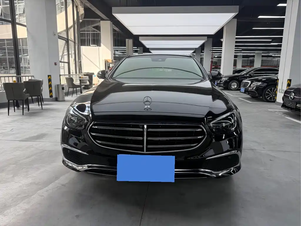 Mercedes-Benz E-Class 2023