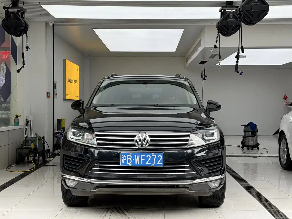Volkswagen Touareg 2017 — фото 2