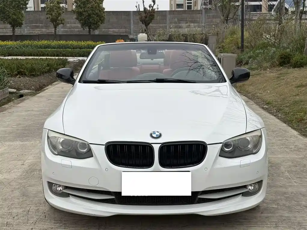 BMW 3 Series 2011 — фото 2