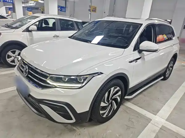 Volkswagen Tiguan L 2022