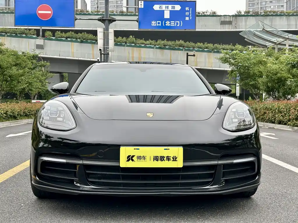 Porsche Panamera 2018 — фото 2