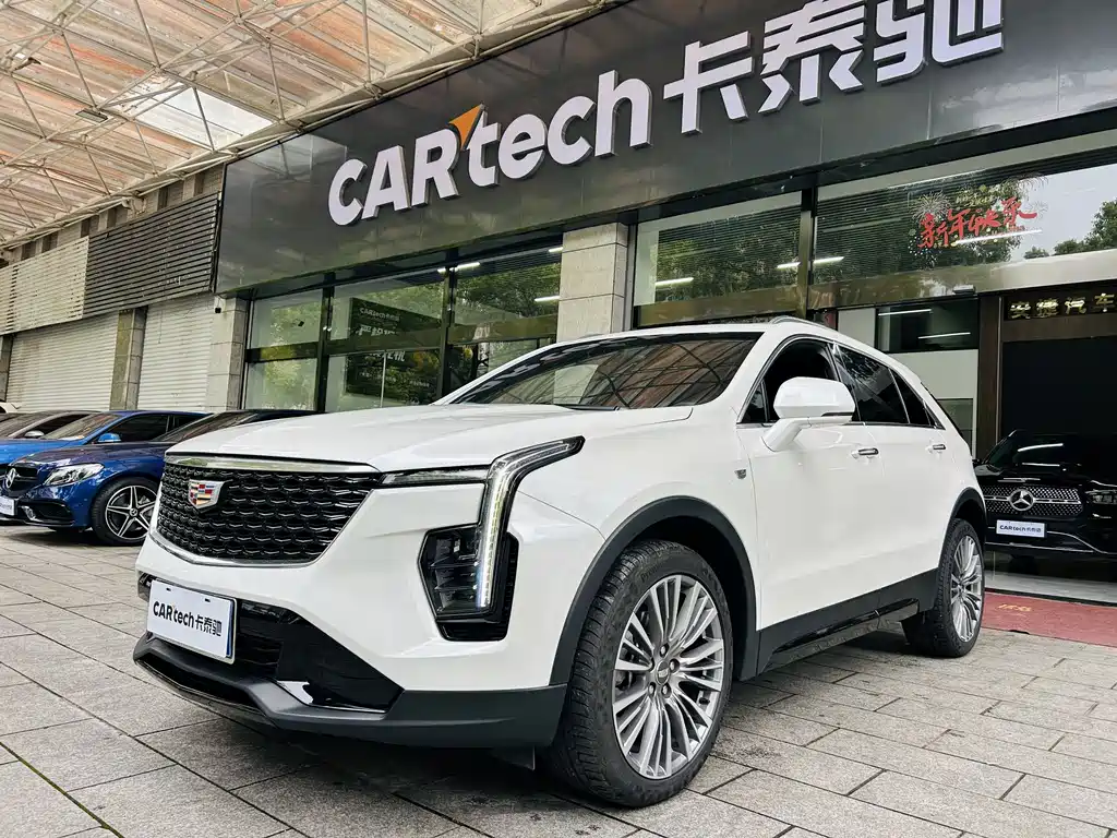 Cadillac XT4 2024 — фото 11