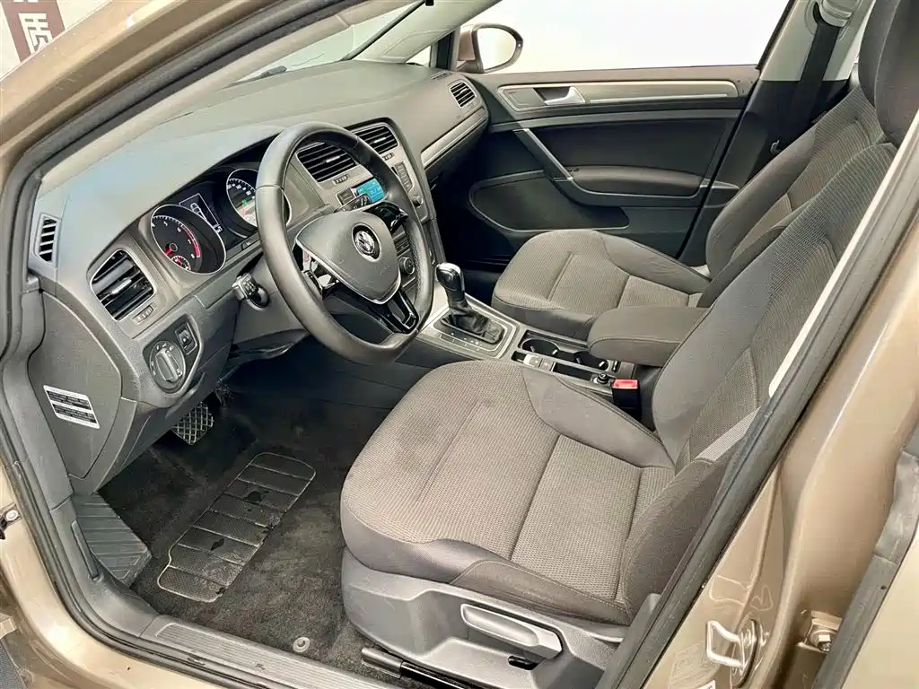 Volkswagen Golf 2015