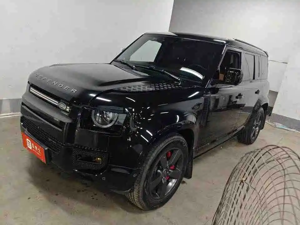 Land Rover Defender 2023 — фото 1