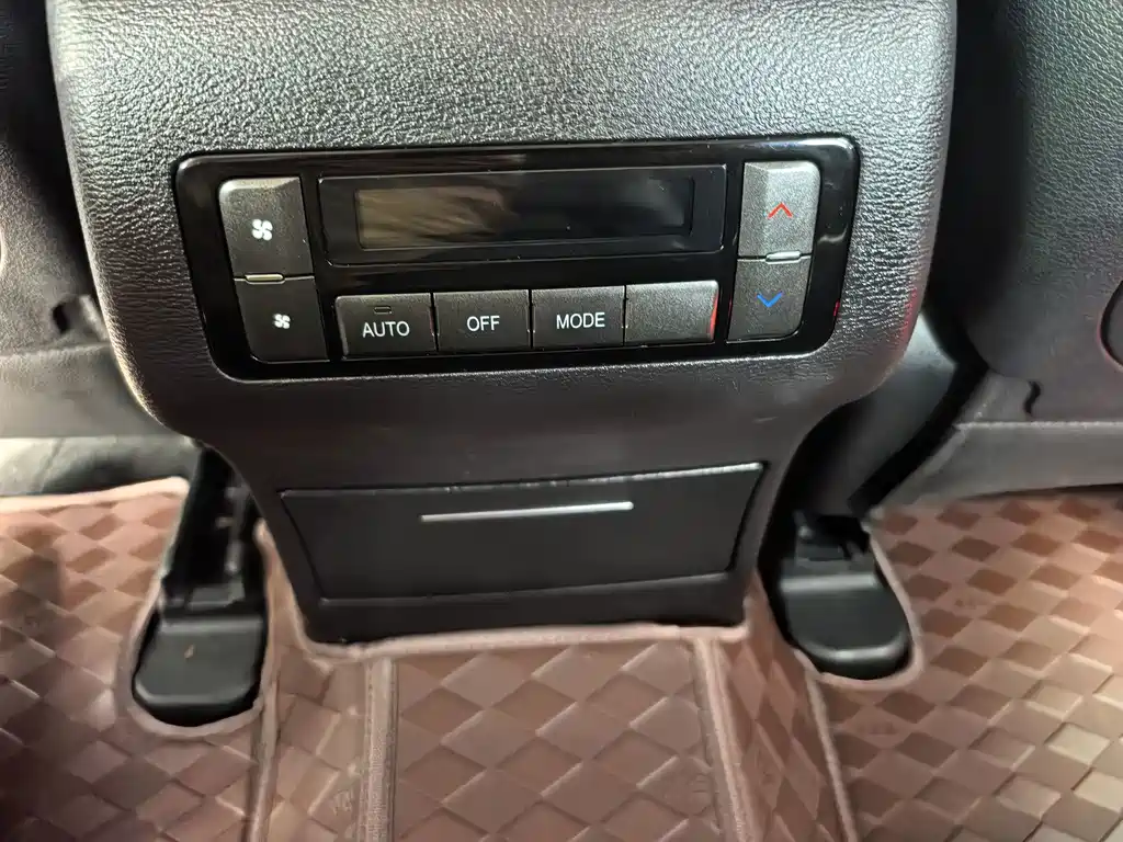 Haval H9 2022 — фото 10