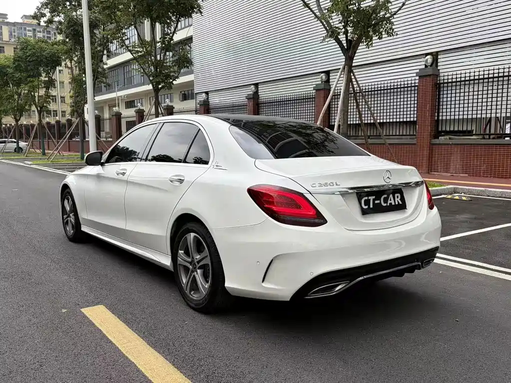 Mercedes-Benz C-Class 2020 — фото 15