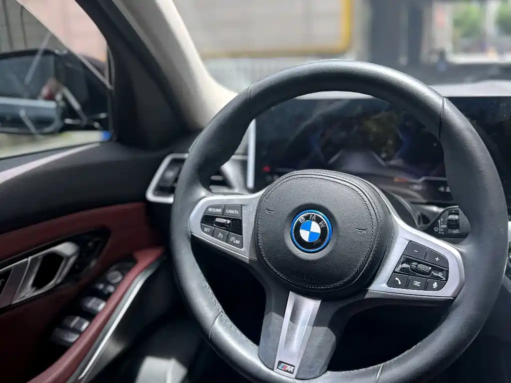 BMW i3 2023