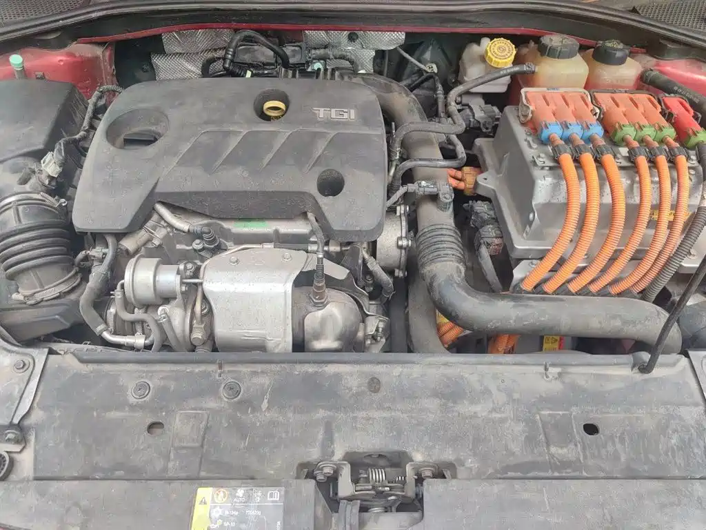 Roewe i6 New Energy 2020 — фото 11