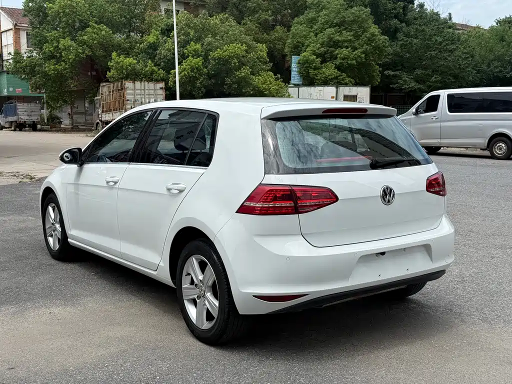 Volkswagen Golf 2015