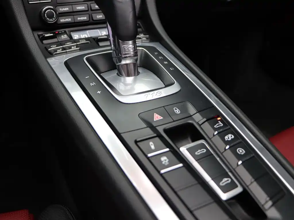 Porsche 718 2018 — фото 10
