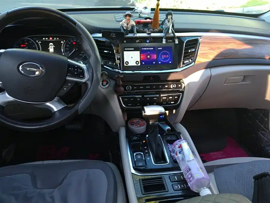 GAC Motor Trumpchi GS8 2017 — фото 12
