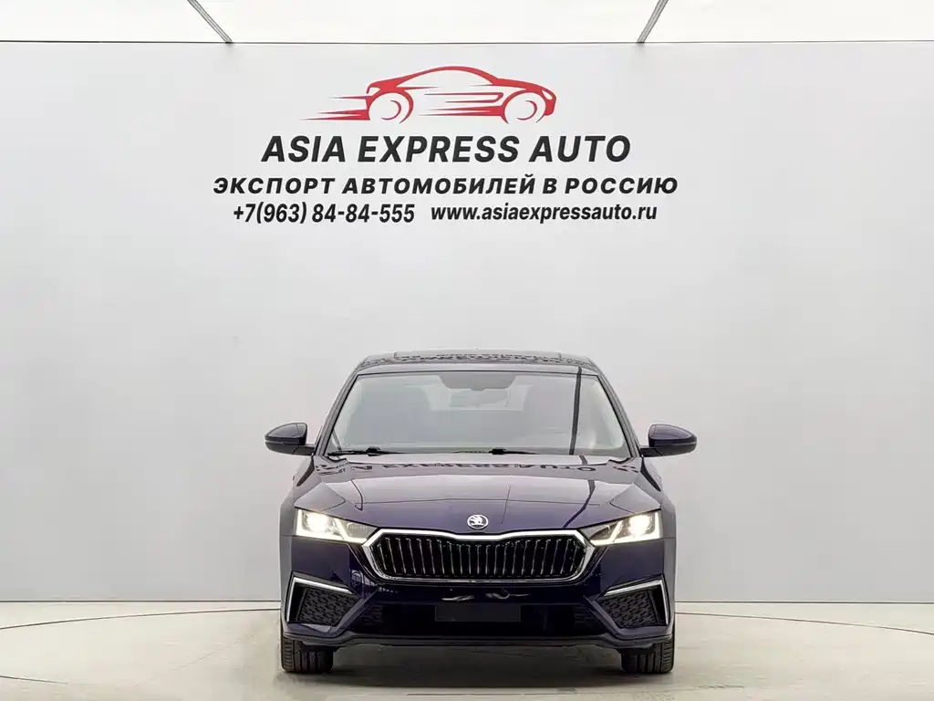 Skoda Octavia 2023 — фото 2