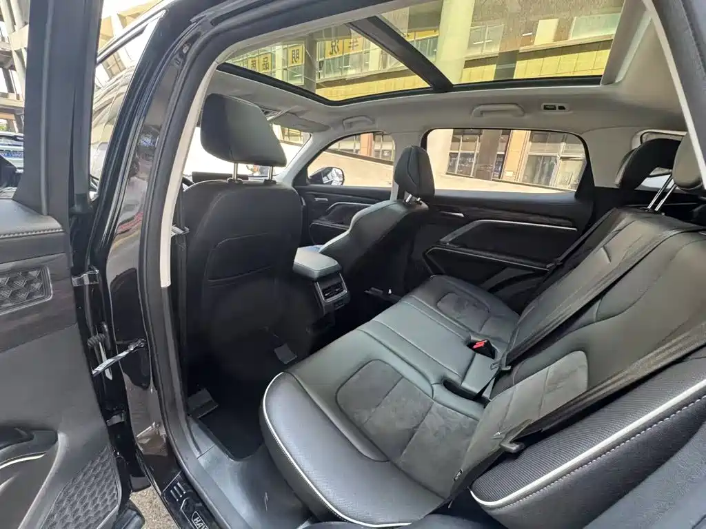 Haval H6 2023 — фото 15