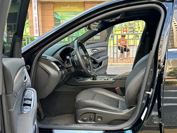 Cadillac CT5 2022