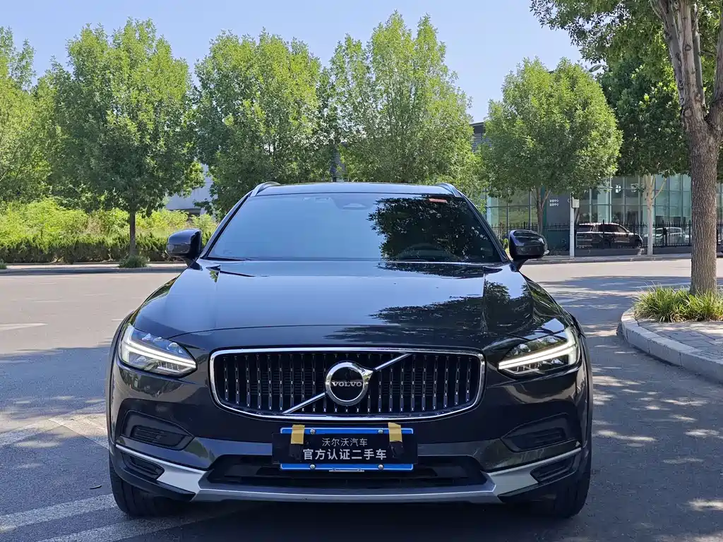 Volvo V90 2023 — фото 3