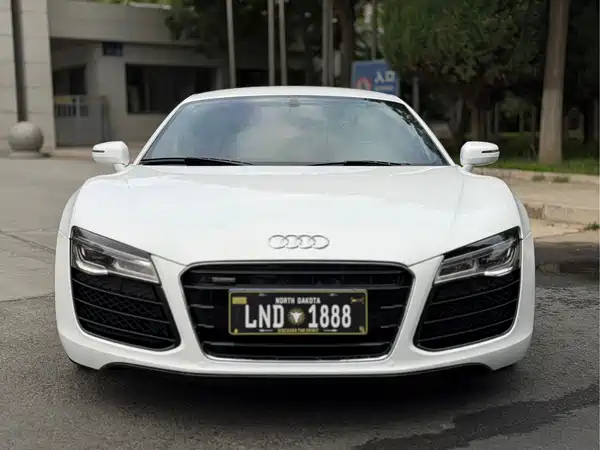 Audi R8 2015