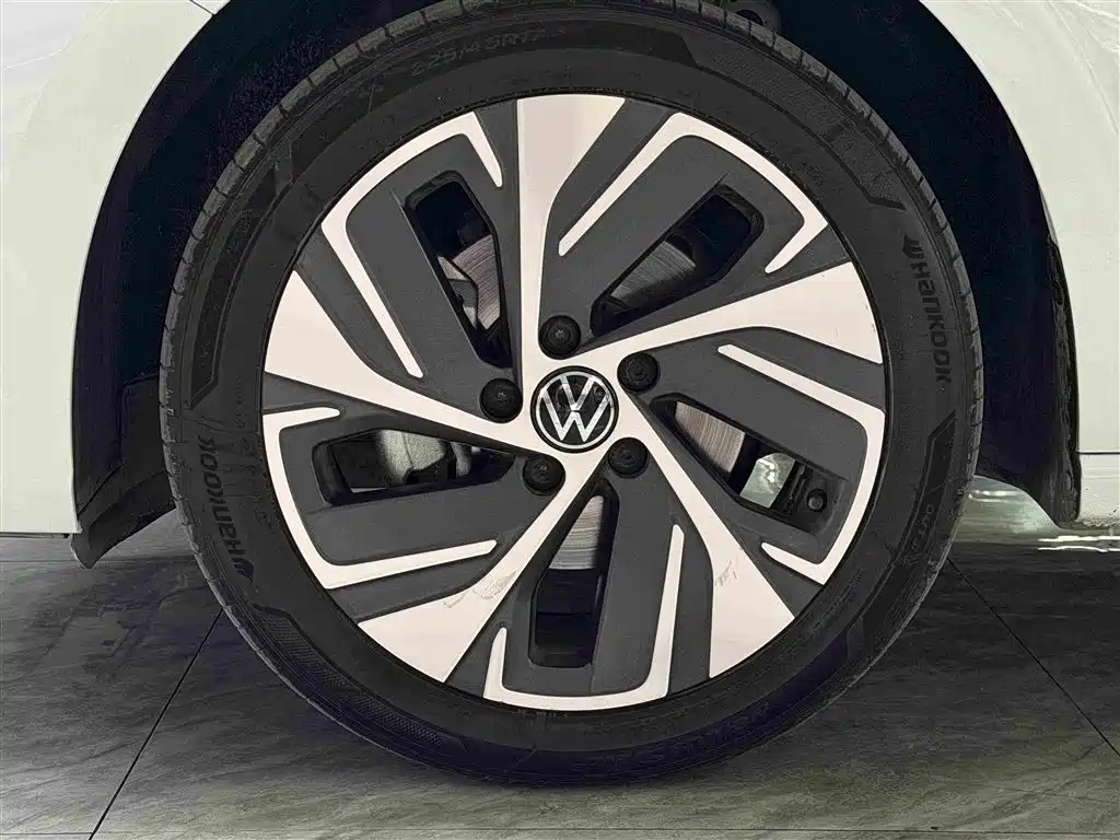 Volkswagen Bora 2023 — фото 16