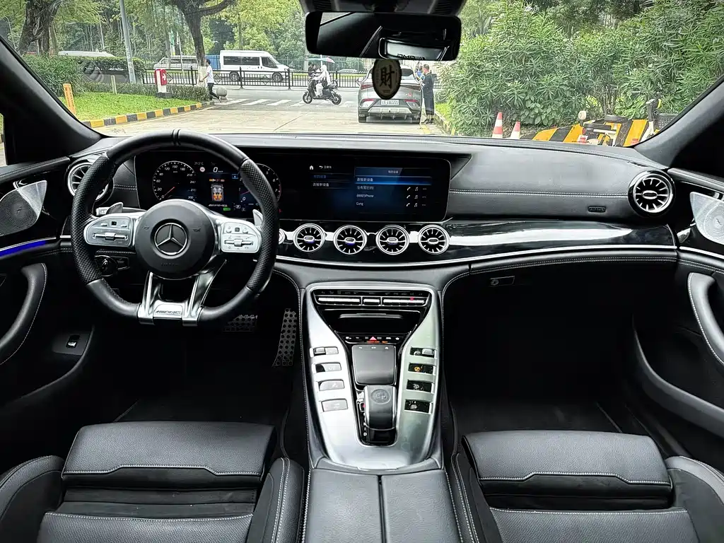 Mercedes-Benz AMG GT 2021 — фото 20
