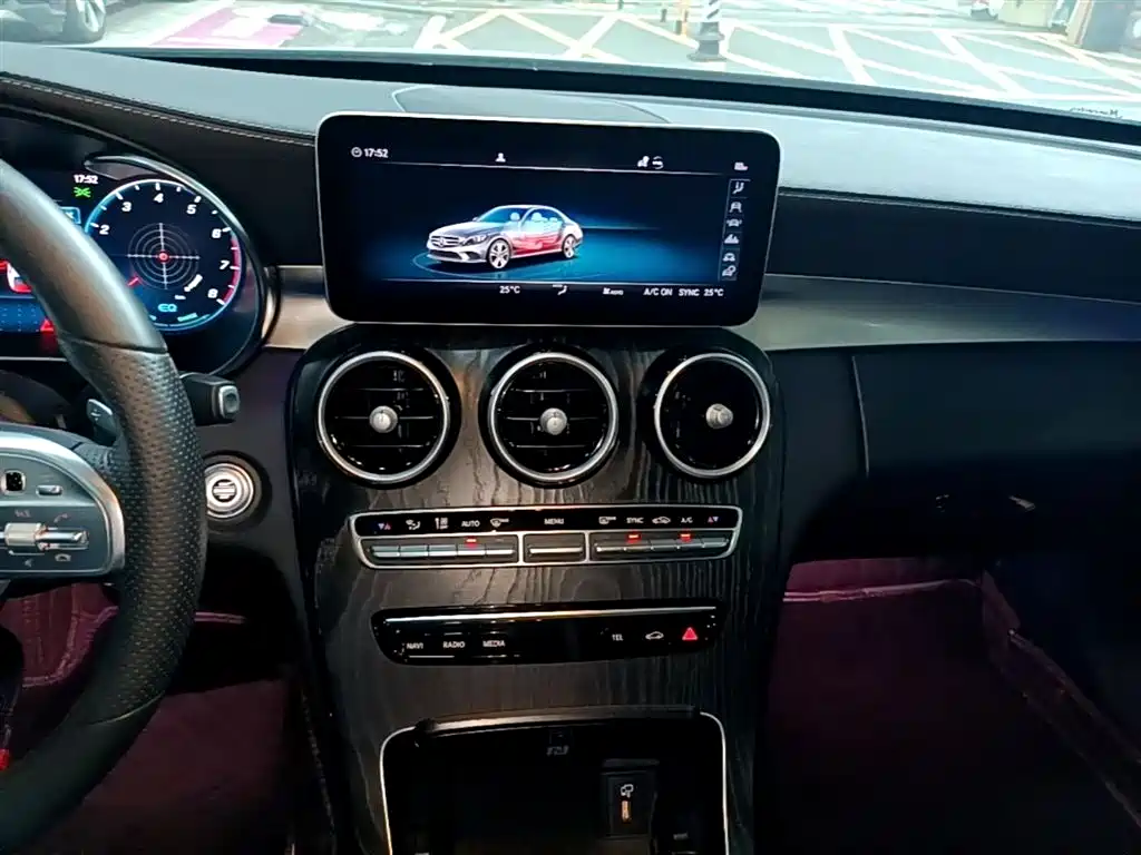 Mercedes-Benz C-Class 2020 — фото 13