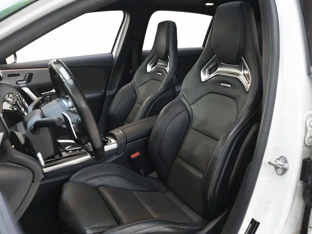 Mercedes-Benz A-Class AMG 2020 — фото 6