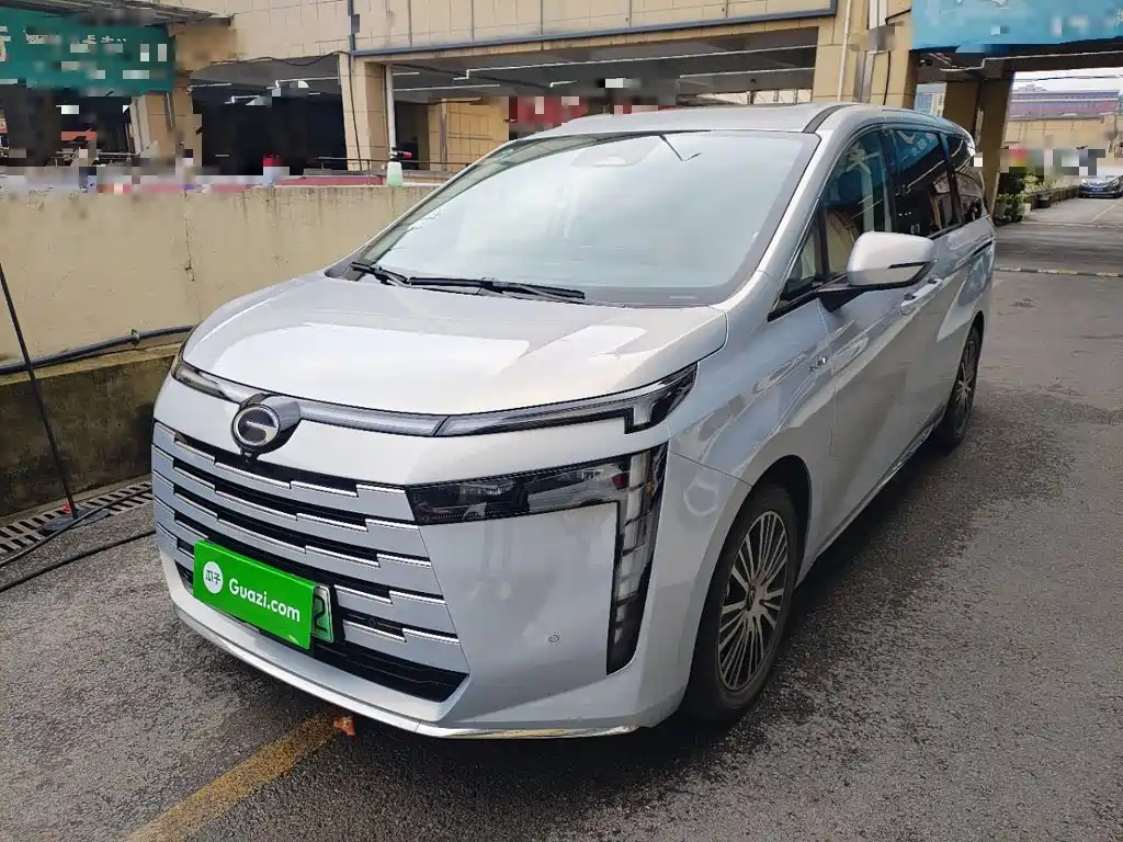GAC Motor E8 PHEV 2024