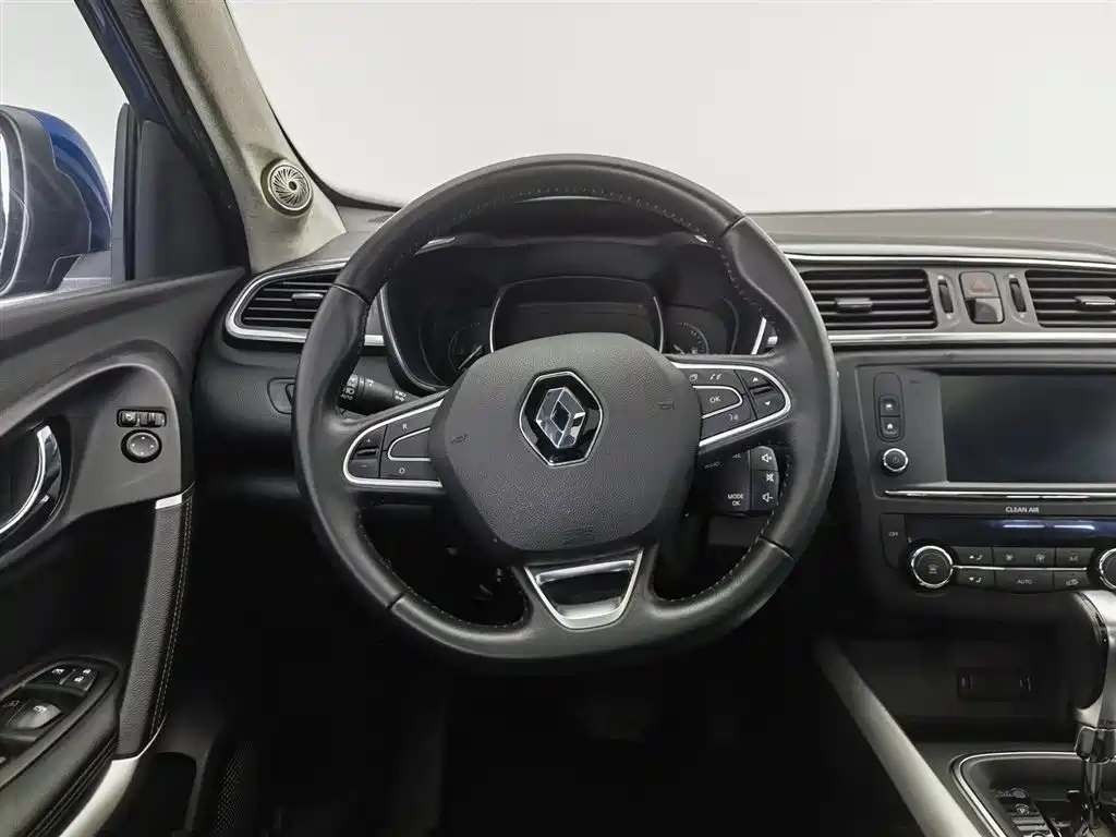 Renault Kadjar 2018 — фото 11