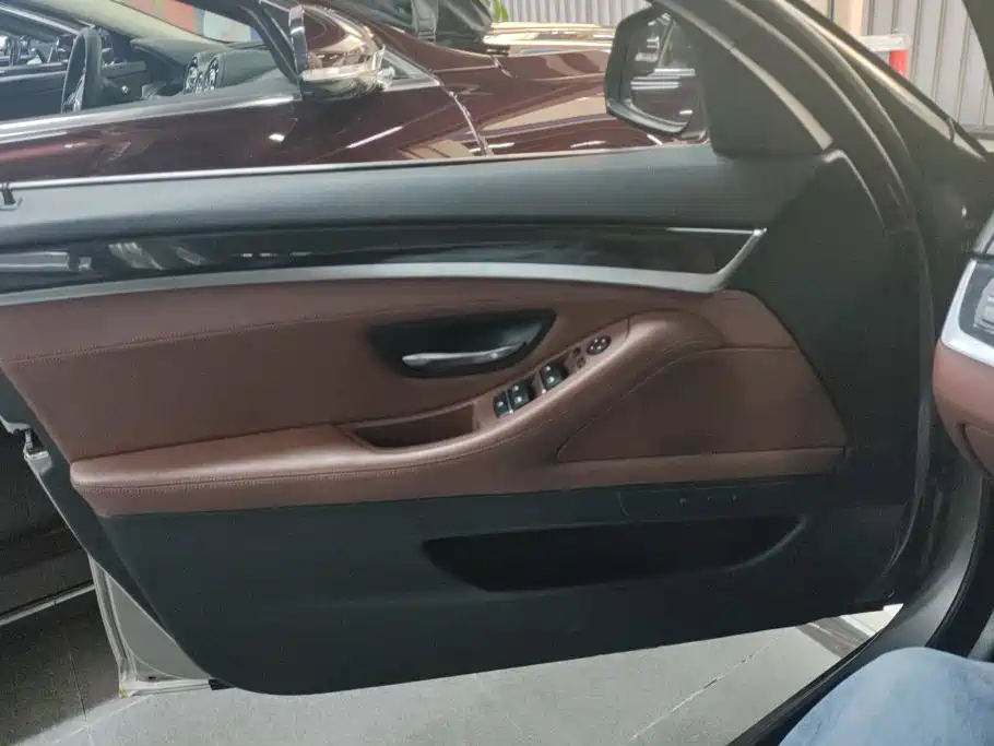 BMW 5 Series 2016