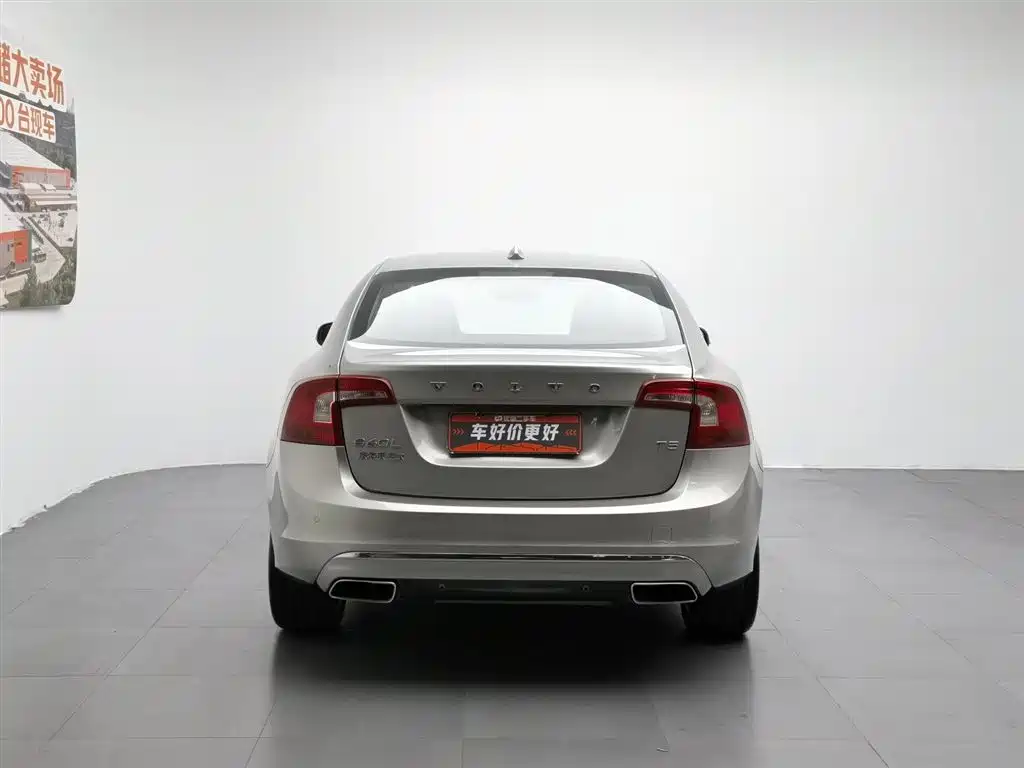 Volvo S60 2015 — фото 4