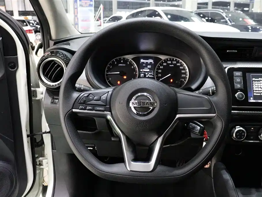 Nissan Kicks 2020 — фото 12