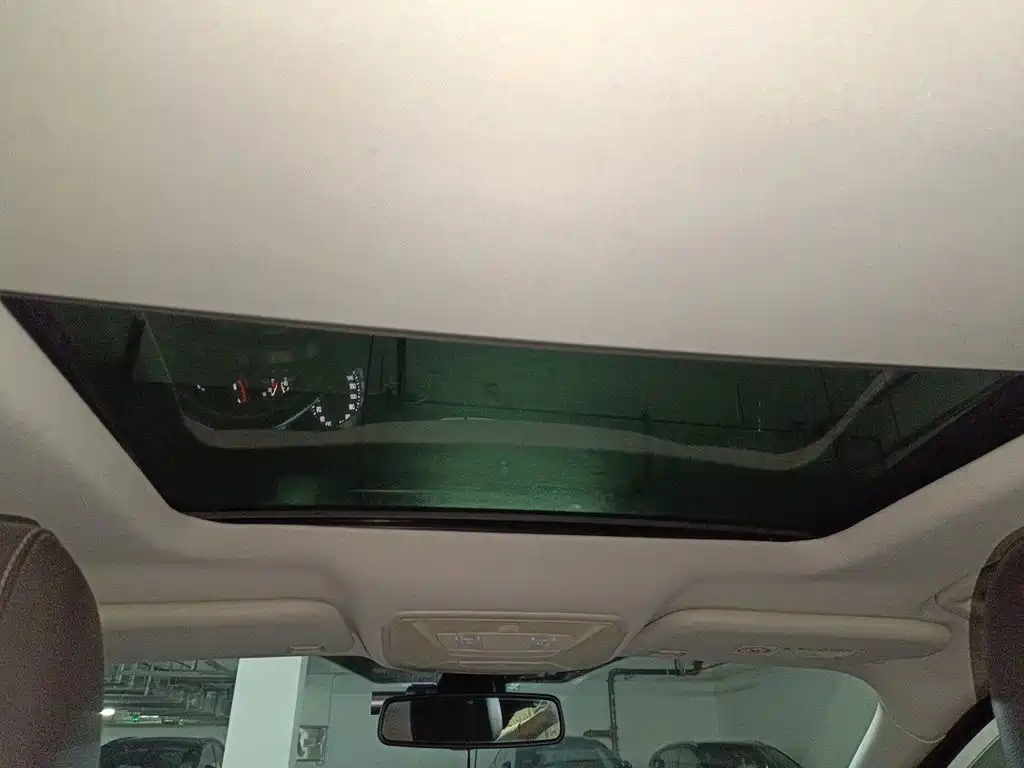 Ford Kuga 2015 — фото 9