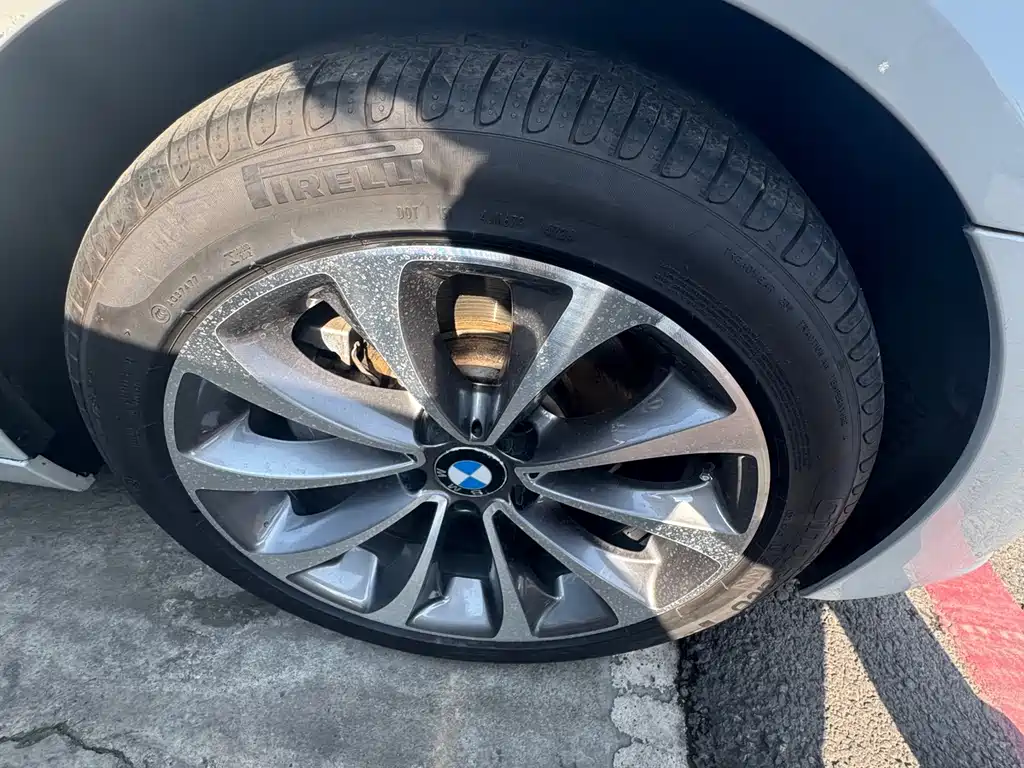 BMW 5 Series 2017 — фото 4