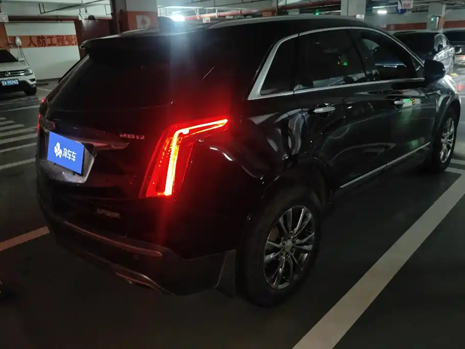 Cadillac XT5 2019 — фото 3