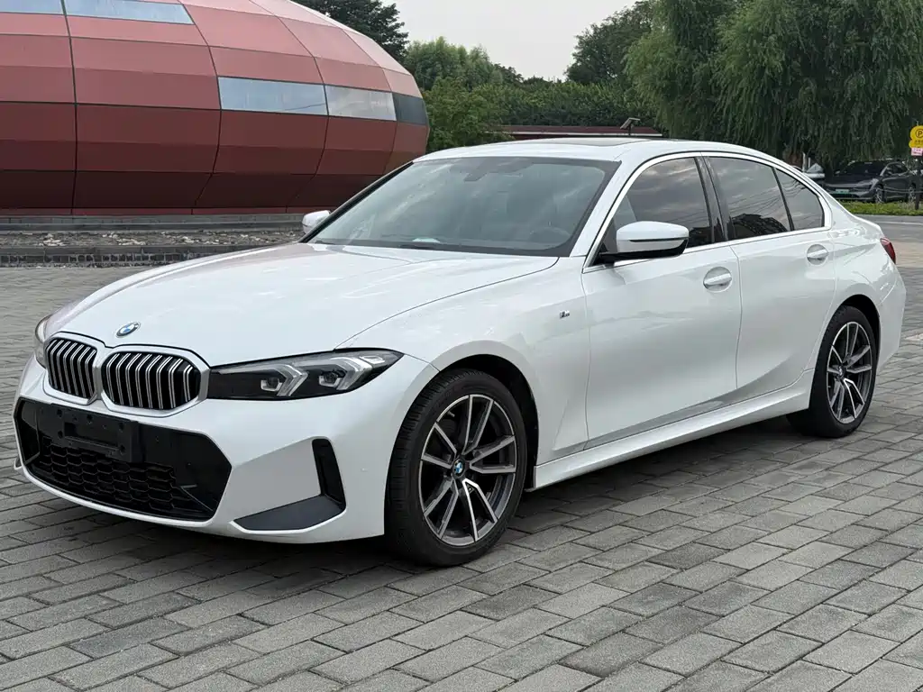 BMW 3 Series 2024
