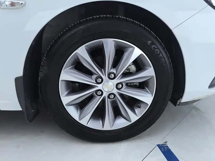 Chevrolet Cruze 2021