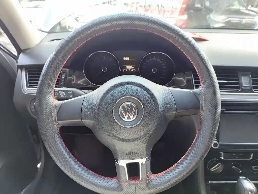 Volkswagen Bora 2014